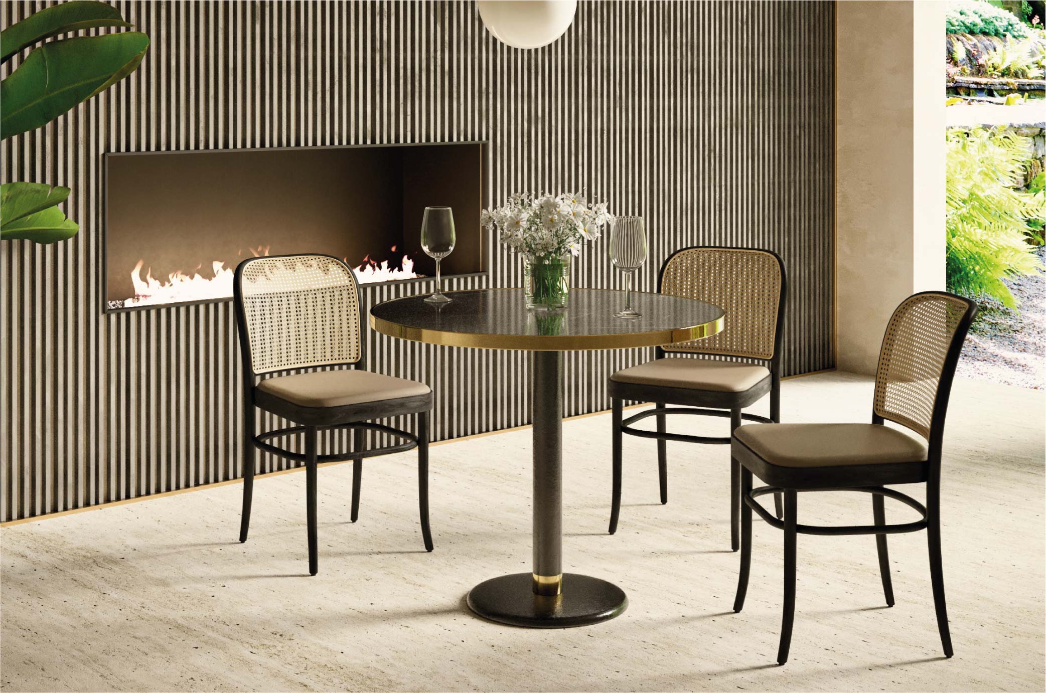 Ambiance salon avec table de bistrot en céramique noire ø90 cm