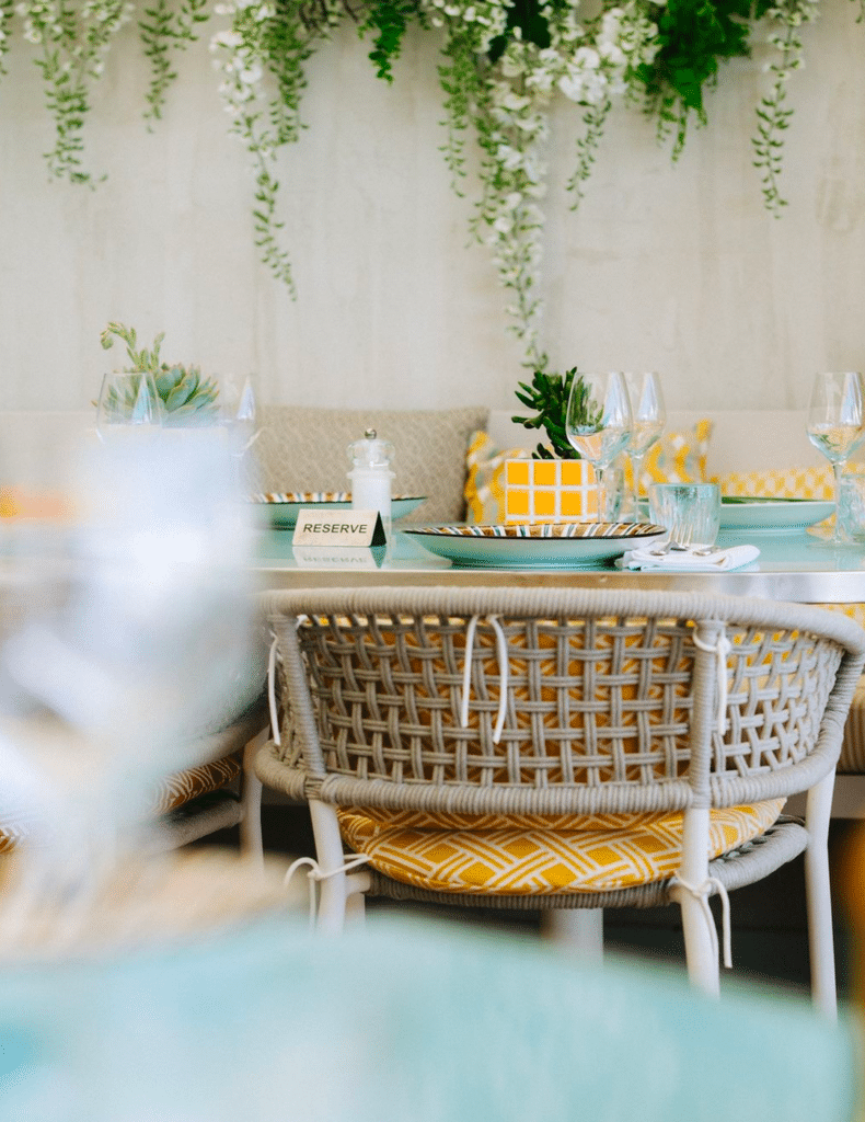 Table de bistrot turquoise
